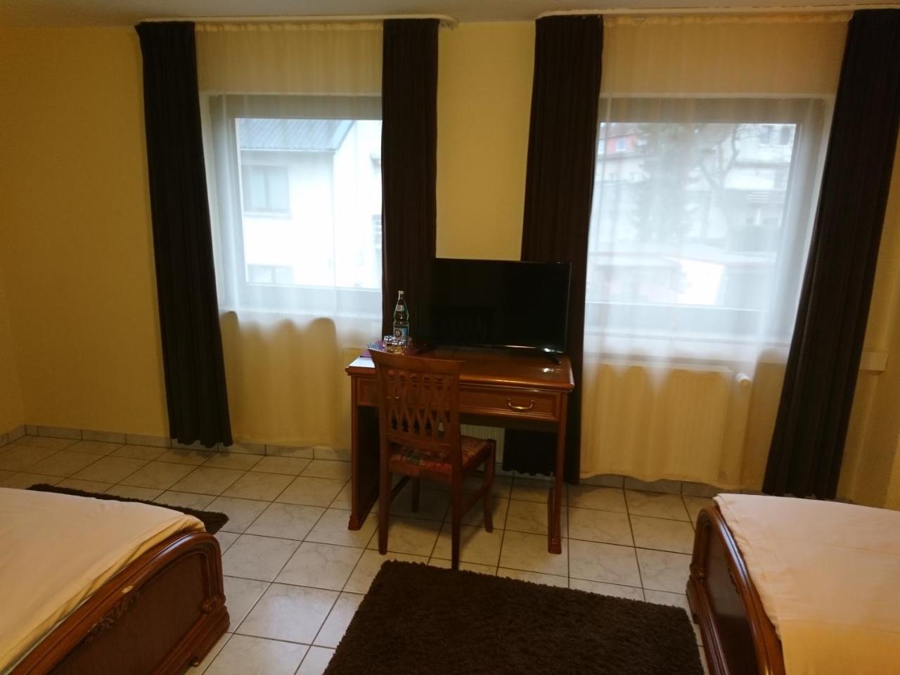 Euro-Hotel Saarbrücken Eksteriør billede